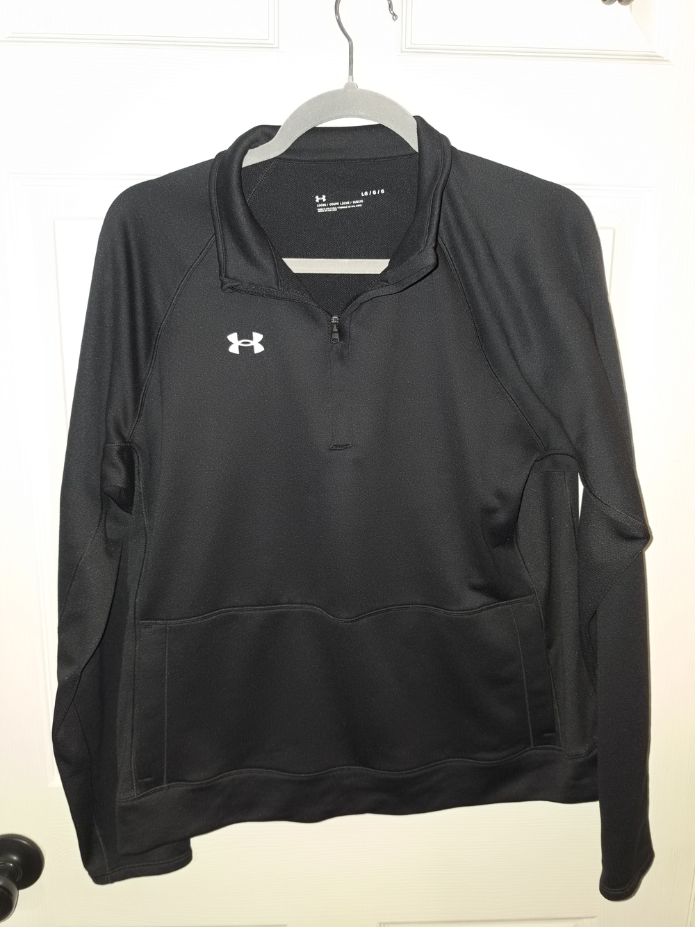 Under Armour Women's Black 1/4 Zip Performance Pullover